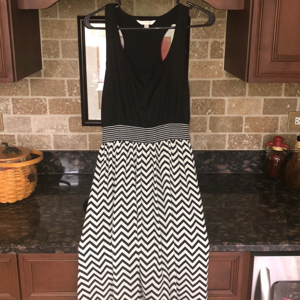 Black and white dress